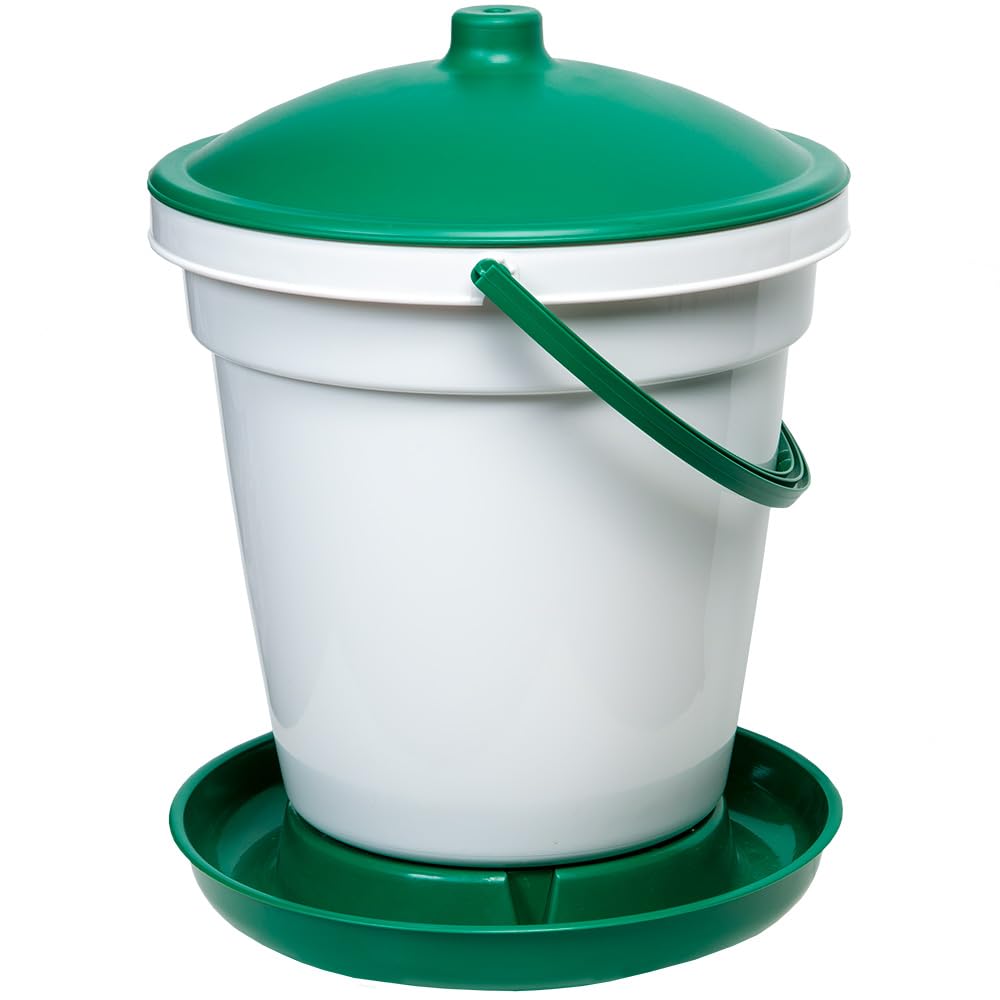 1 Quick Clean Bucket Waterer for Chickens 5 Gallon K671