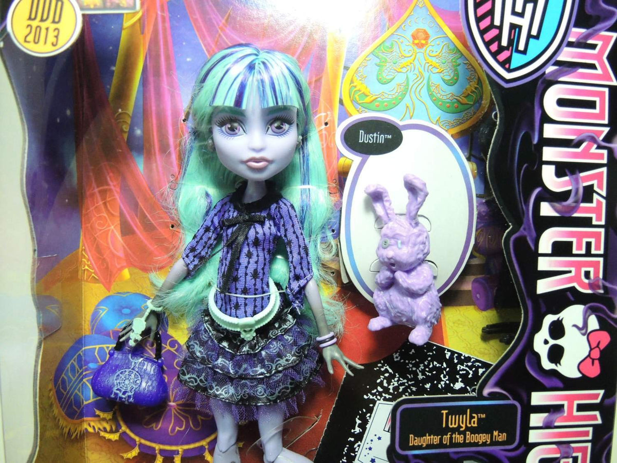 Doll L590