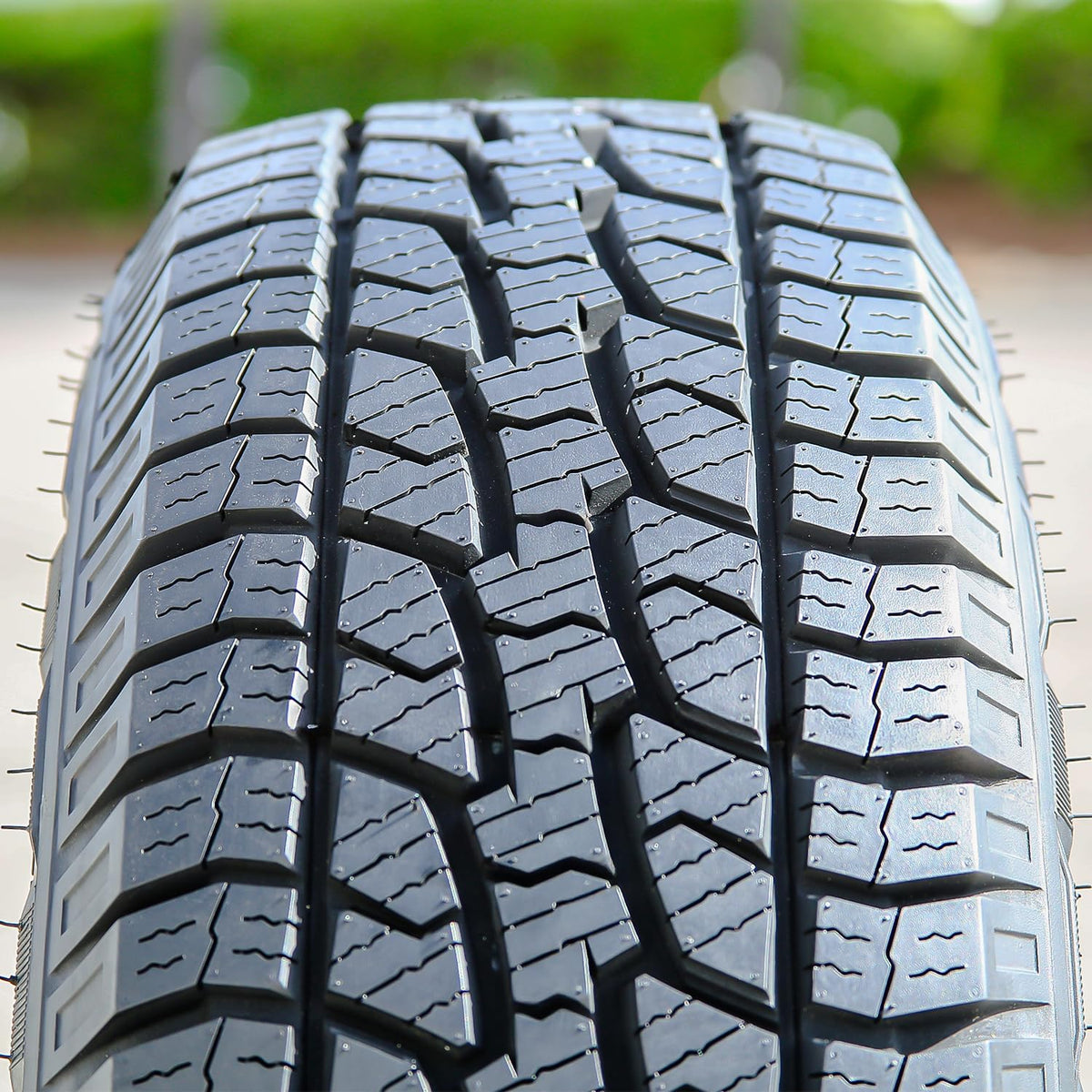 275/60R20 Tires N6984