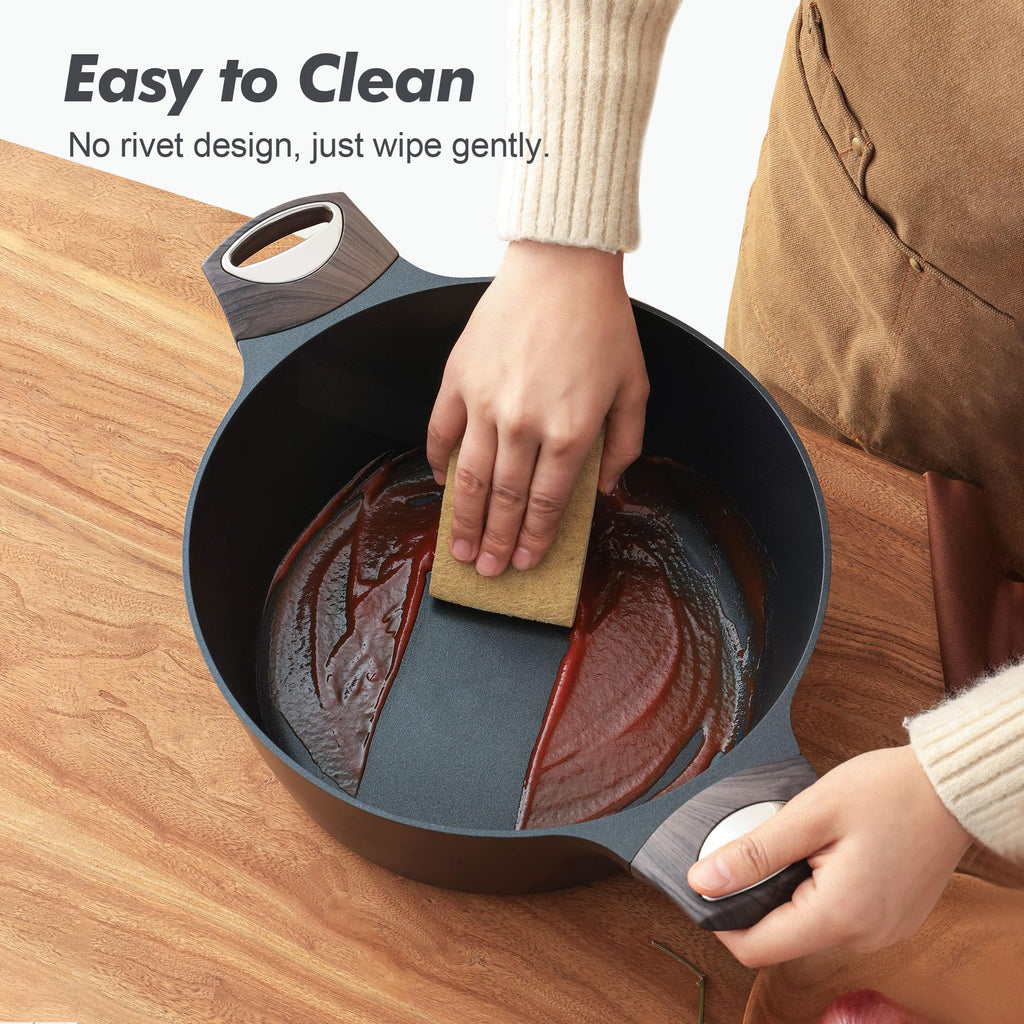 Nonstick Stock Pot with Lid 6.6 QT Black C7446